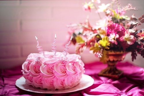Distinct Cakes for Various Precious Occasions