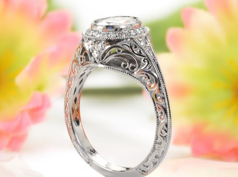 Various Ideas of Antique Engagement Ring